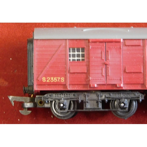 113 - Tri-ang Railways R227 BR Utility Van, Slight Rip in Box.