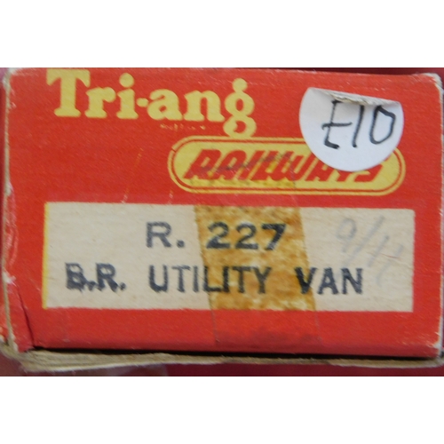 113 - Tri-ang Railways R227 BR Utility Van, Slight Rip in Box.