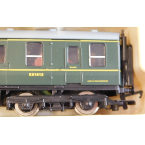 40 - Hornby BR 3-car diesel multiple unit class 110  R 369 unused, boxed