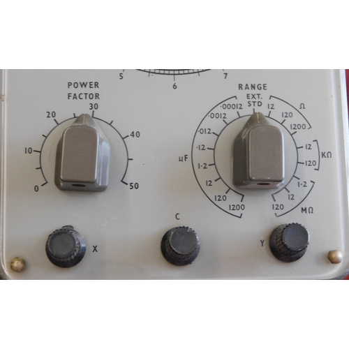 572 - Taylor 110C Valve Capacitance Resistance Bridge, Vintage with Magic Eye Tuning (Untested). An exce... 