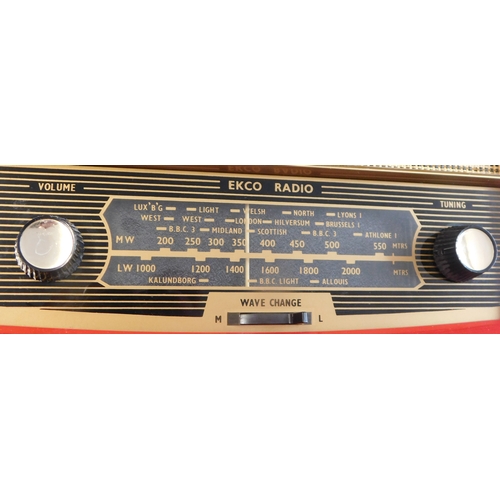 582 - English radio model 