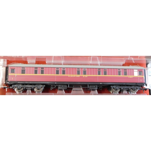 76 - Hornby misc. carriages (12) Maroon unused, boxed