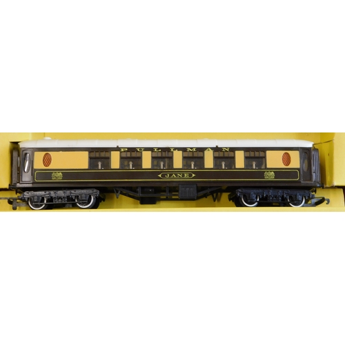 81 - Hornby R228 Pullman 1st Class with Seats, Mint in Box.