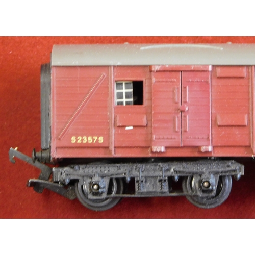 84 - Tri-ang Railways R227 Utility Van Maroon, Boxed.