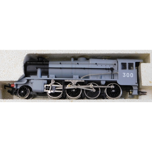 95 - Top Link From Hornby R2043 2-8-0 Locomotive WD Class 8F, Mint in Box.