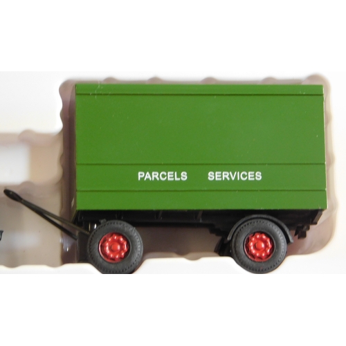 29 - B-T Models DA50 - AEC Ballast Tractor & Drawbar Van Trailer 'BRS Parcels' Circa 1948-1958. Mint in b... 