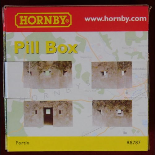 52 - Hornby Skaledale Pill Box (2) unused, boxed