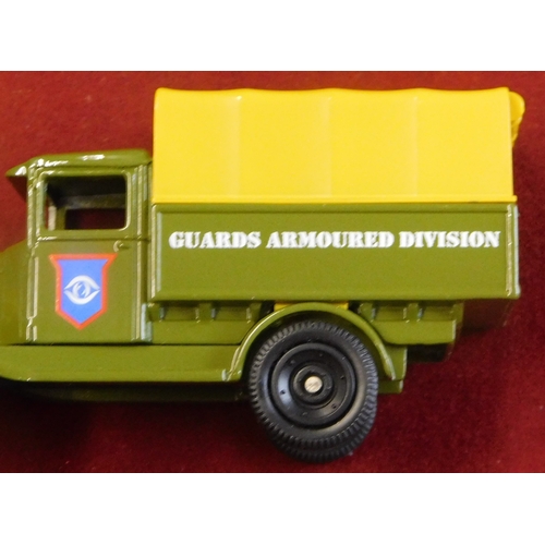 57 - Oxford Die-cast Guards Armoured Division unused, boxed