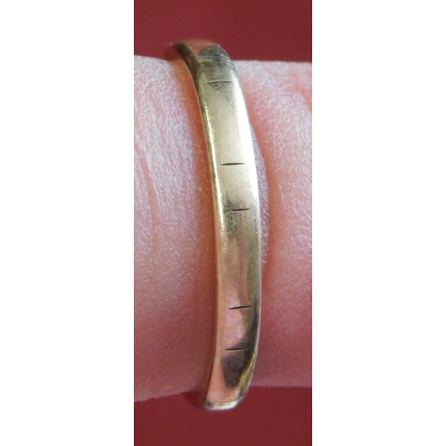 507 - A 9ct Gold band, total weight approx. 1.6grams