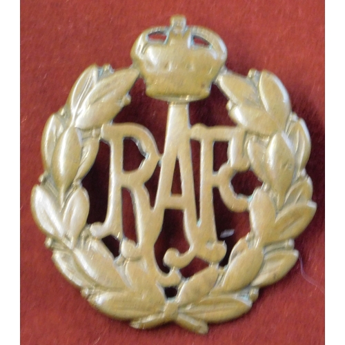 217 - British WWII RAF Brass Badge (very worn)