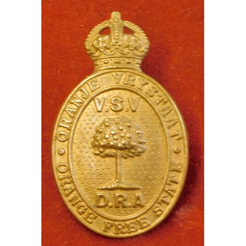 236 - British Commonwealth South African Army WWII Orange Free State Rifle Defence Association Cap Badge