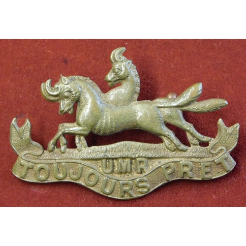 237 - British Commonwealth South African Cape Corps Cap Badge, gilding metal with lugs