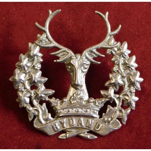 249 - British WWII The Gordon Highlanders Glengarry Badge, white-metal with lugs