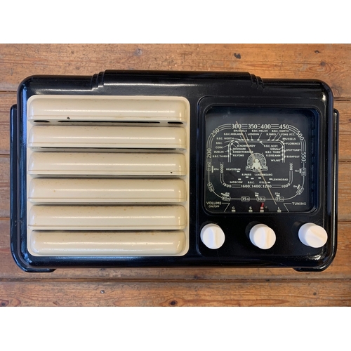 27 - Vintage Bakelite Radio. Attractive Deco-style tabletop tube radio from Raymond Electrics of London, ... 