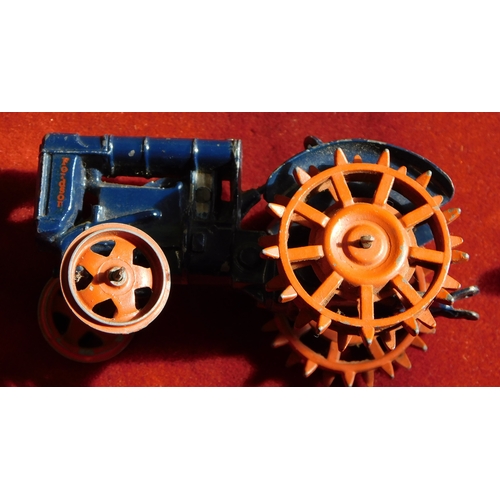 339 - Britains Farm 127F Fordson Major Tractor 1:32 with Spudded wheels, post war 1947-53 (has twisted fro... 