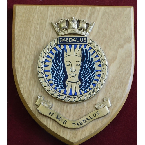 207 - British HMS Daedalus Shield in box