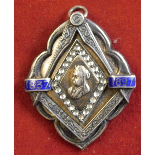 128 - Sterling Silver Masonic Fob / Brooch. 1837-1897. Sterling hallmarked for London 1897. Masonic emblem... 