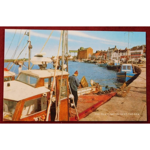 168 - Postcards. Norfolk. From 1920's Real Photos to 1960's printed colour. The Broads, Runton, Yarmouth e... 