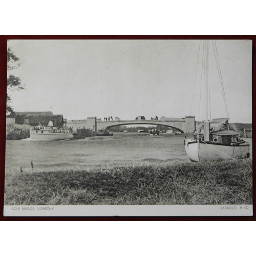 168 - Postcards. Norfolk. From 1920's Real Photos to 1960's printed colour. The Broads, Runton, Yarmouth e... 