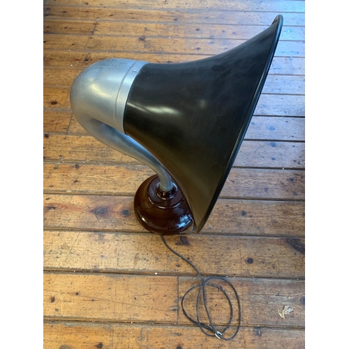 59 - Vintage Speaker Horn. A 1920s British Thompson Houston swan-neck speaker horn with bakelite base and... 