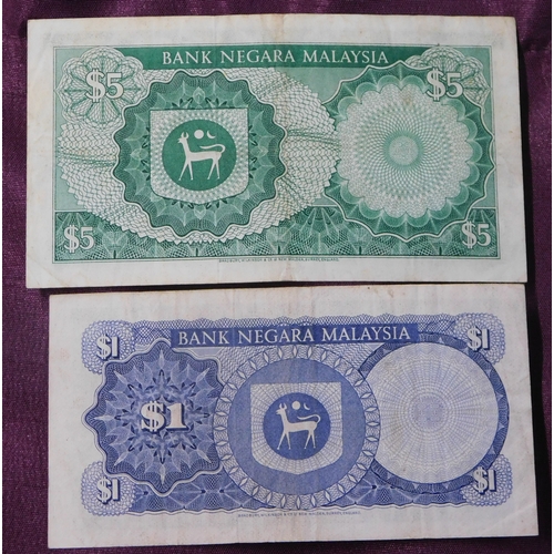 154 - Malaysia 1976-81 1 Ringgit (P13a) and 5 Ringgit (P14a) VF, (2)