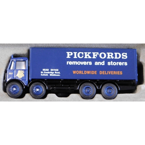 704 - Gilbow First Editions. Lorries (x3). Scale 1:76. Pickford's. London Carriers. British Road Services.... 