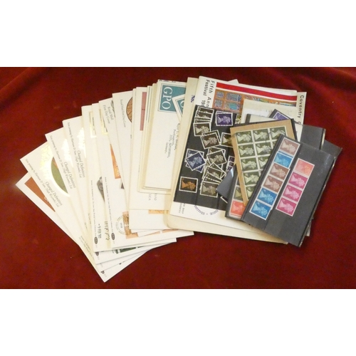 220 - Great Britain 1967-88 20 Machin FDCs includes booklet pane covers, six small stock cards with u/m an... 