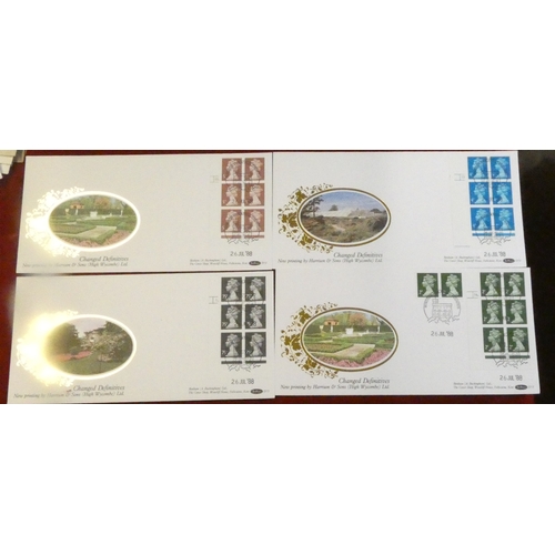 220 - Great Britain 1967-88 20 Machin FDCs includes booklet pane covers, six small stock cards with u/m an... 