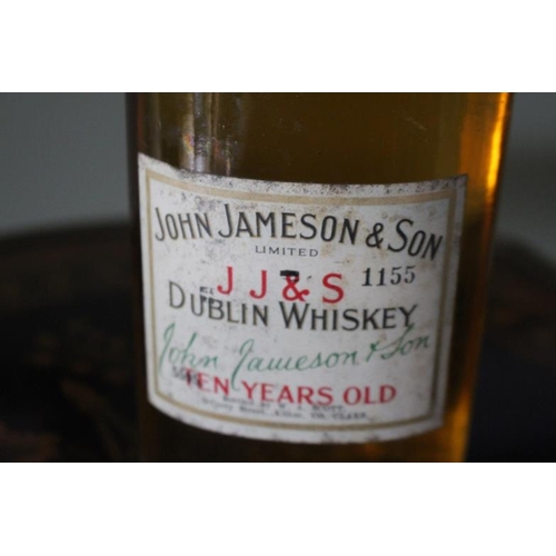 336 - John Jameson and Son, 10 year old Dublin Whiskey Bottled by Scotts of Kilkee in the 1960's (Standard... 