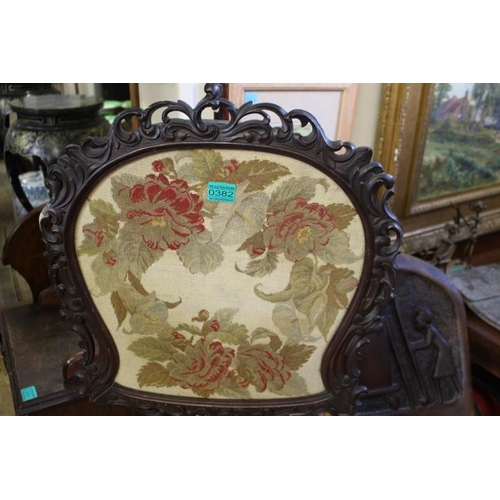 382 - Victorian Mahogany Pole Screen with Tapestry Panel in Decorative Frame