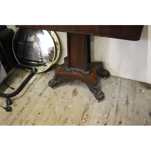 500 - Victorian Mahogany Tea Table on Carved Column with 4 carved Lion Claw Feet