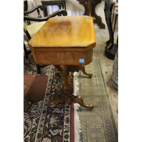 529 - Victorian Walnut Sewing Box / Games Table