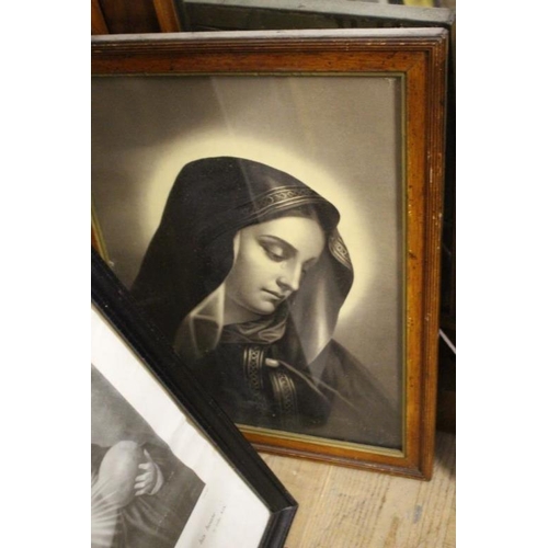 575 - Collection of 5 Vintage Framed Religious Prints