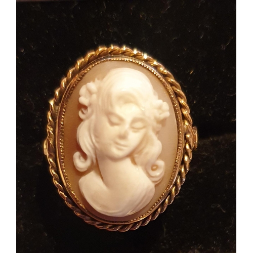 632 - 9 carat Antique Cameo Ring (Size N)