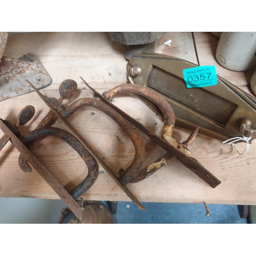 357 - 4 Vintage Door Handles etc