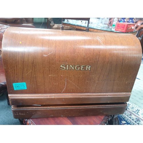 675 - Singer Sewing Machine