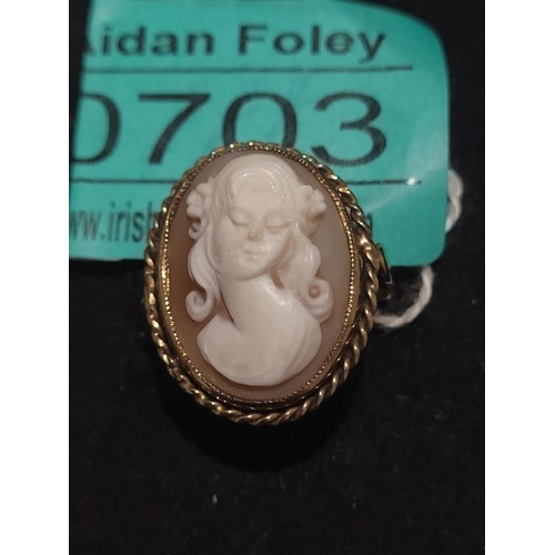 703 - 9 carat antique cameo ring