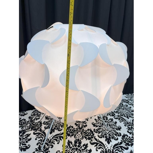 140 - Fillsta Floor Lamp (Ikea) - 75cm x 75cm