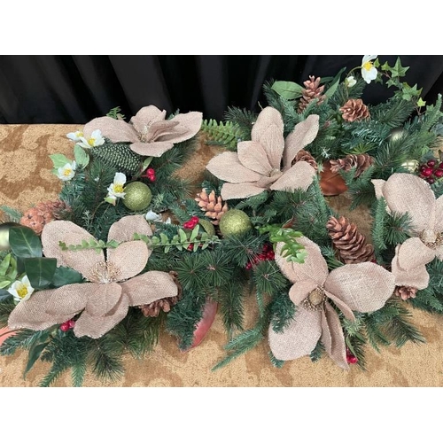 304 - Woodland 1.8m Christmas Garland