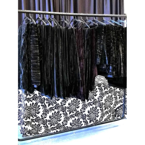 7 - 8 Crush Velvet Rectangular Table Drapes