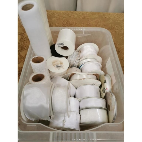 538 - Box of White and Cream Ribbon, various designs