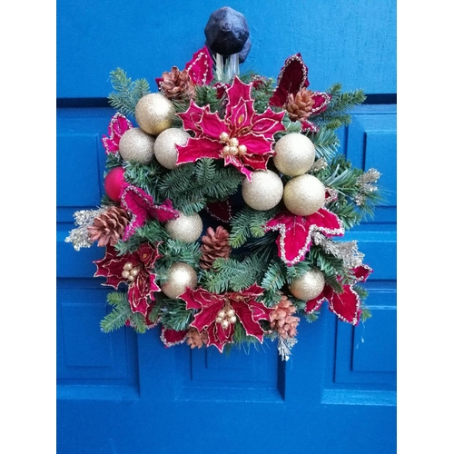 769 - Franc Designer Christmas Wreath in Christmas Red Decor