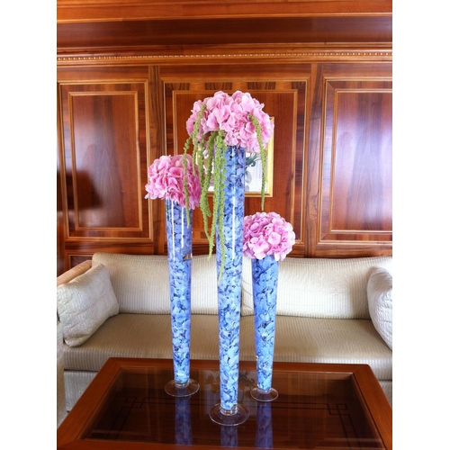 967 - 14 Small Stem Vases (60cm)