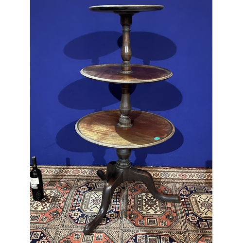 48 - Georgian Period Mahogany Three Tier Circular Dumb Waiter (72 cm W x 125 cm H)