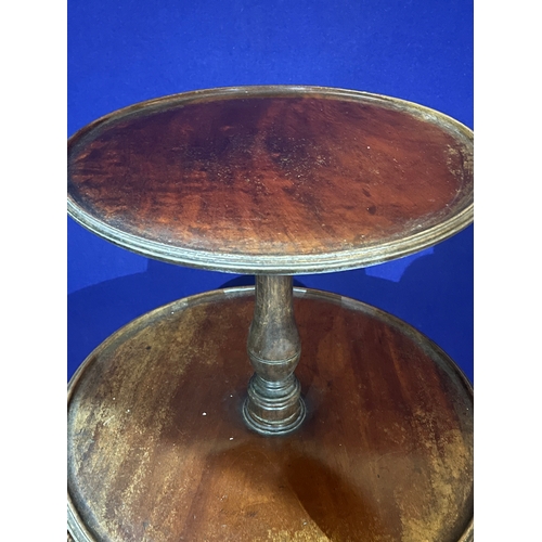 48 - Georgian Period Mahogany Three Tier Circular Dumb Waiter (72 cm W x 125 cm H)