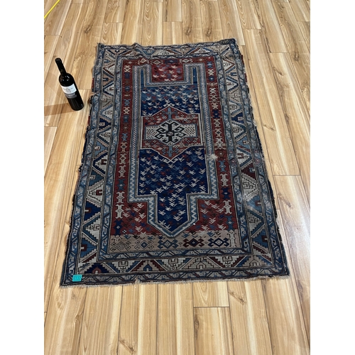 117 - Antique Persian Rug (158 cm x 96 cm )