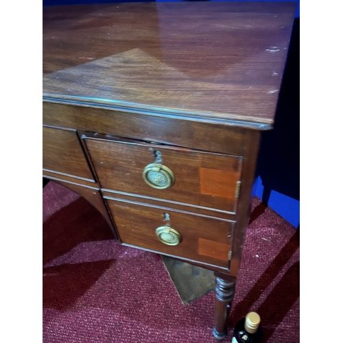 231 - Georgian Mahogany Lift Top Wash Stand (damage to leg) (81 cm W x 81 cm H x 53 cm D)