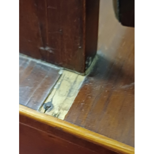 55 - 19th Century Mahogany Toilet Mirror with Boxwood String and 3 Drawer Platform Base