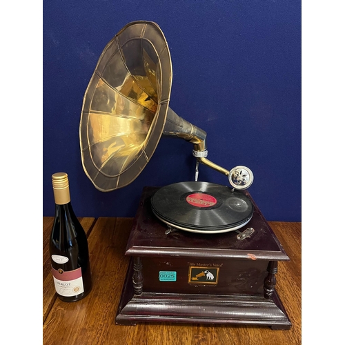 25 - His Masters Voice Style Gramophone (60 cm H)