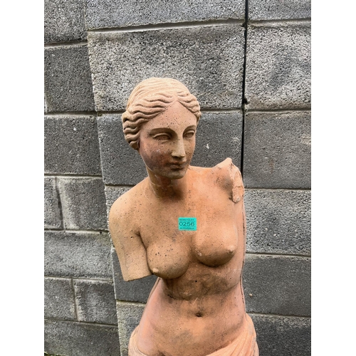 256 - Aged Venus Demilo Figure (135 cm H)